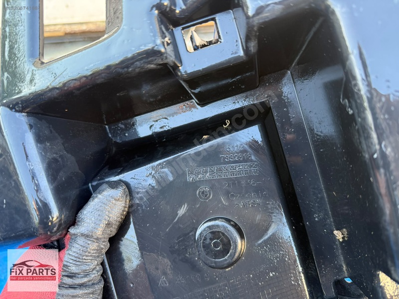 BMW X1 Tampon Tutacağı
