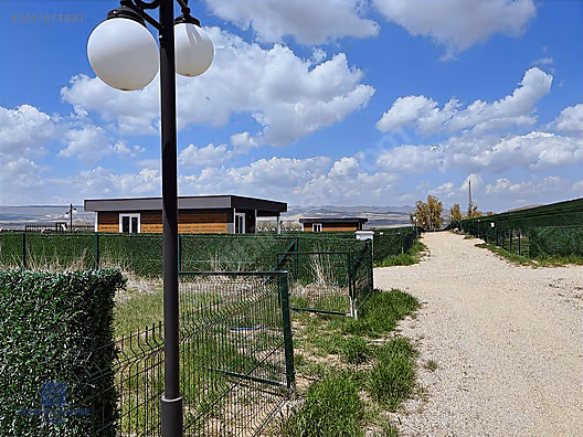 YAŞAMKÖY DOSTLAR ELEKTRİĞİ SUYU HAZIR ETRAFI ÇEVRİLİ BAHÇE #1241674593