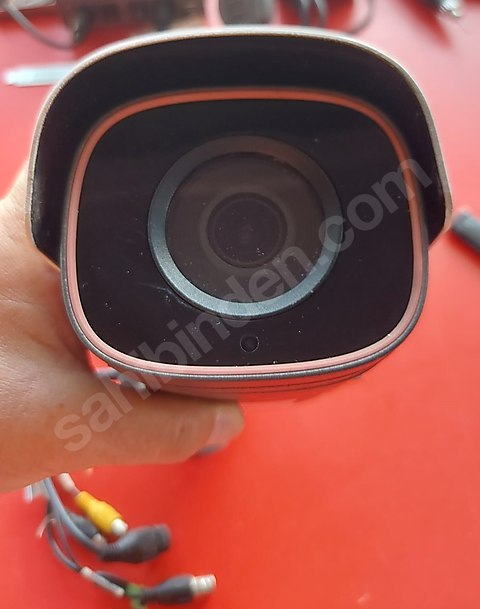 Honeywell HBW2GR1V 2MP 2.7-13.5mm IP Bullet Kamera