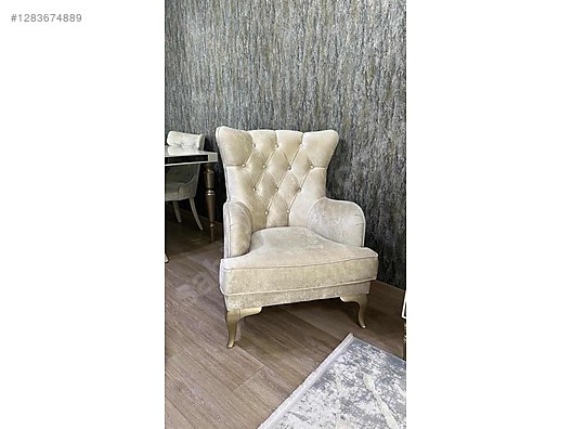 Used & Brand New Items / Home Decor / Furniture / Den & Living Room / Living Room Furniture