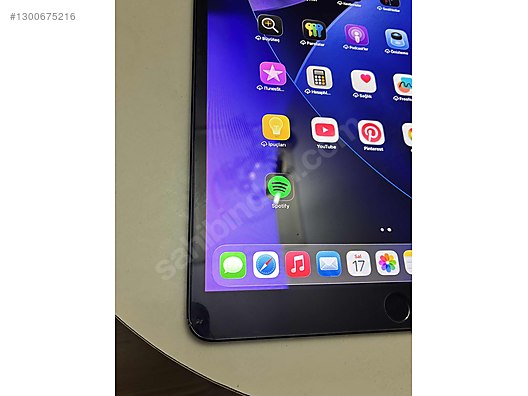 Apple iPad Air 3 64 GB Tablet - 1300675216