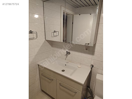 Used & Brand New Items / Garden & Home Improvement / Home Improvement / Bathroom & Kitchen / Bathroom Cabinets