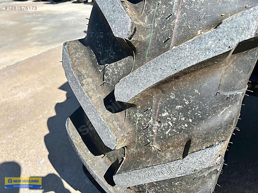 Machinery / Agricultural Machines / Tractors / New Holland / TR6.160S