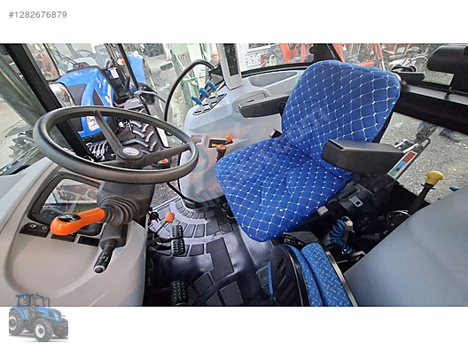 Machinery / Agricultural Machines / Tractors / New Holland / TD5.100