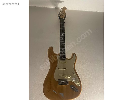 İkinci El ve Sıfır Alışveriş / Müzik / Müzik Aletleri / Telli Çalgılar / Gitar / Elektro