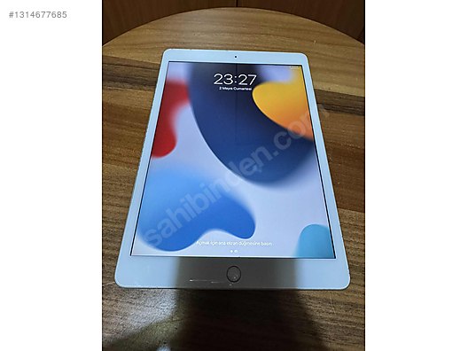 iPad 7th シルバー 32GB Apple iPad 7世代 Wi-Fi+Cellular 32GB シルバー