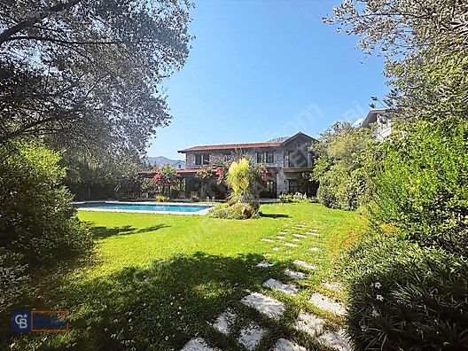 Göcekte Doğanın Kalbinde, Göz Alıcı Satılık Lüks Taş Villa