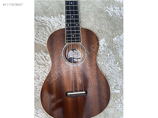 Ukulele fender online zuma