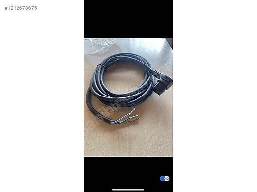 Used & Brand New Items / Computers / Peripherals / Cables & Converters