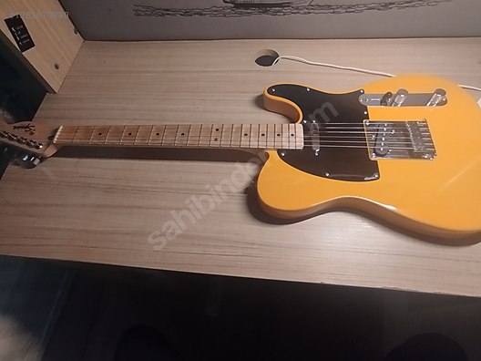 Squier Elektro Gitar