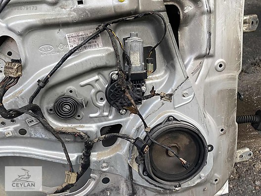 KİA SPORTAGE SOL ÖN KAPI (DOLU) görseli 4