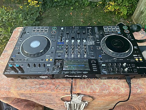Pioneer XDJ-XZ + JBL PartyBox 720 Pro DJ Seti + Led - İlan ve