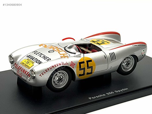 Autoart Diecast Model 1:18 Porsche Araba - 1340680904