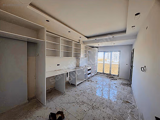 GÜL EMLAKTAN SATILIK 3 KAT KÖŞE BAŞI DAİRE #1286680992