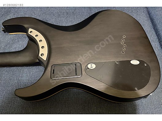 İkinci El ve Sıfır Alışveriş / Müzik / Müzik Aletleri / Telli Çalgılar / Gitar / Elektro