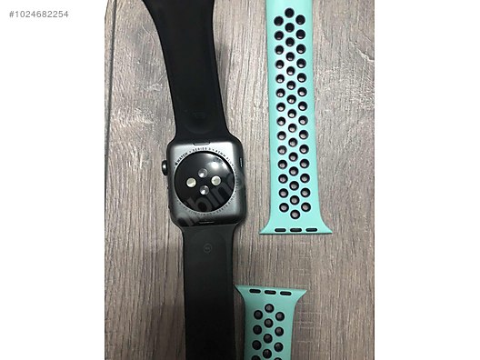 Apple Watch Series 3 42mm Space Gray Aluminum at sahibinden.com - 1024682254