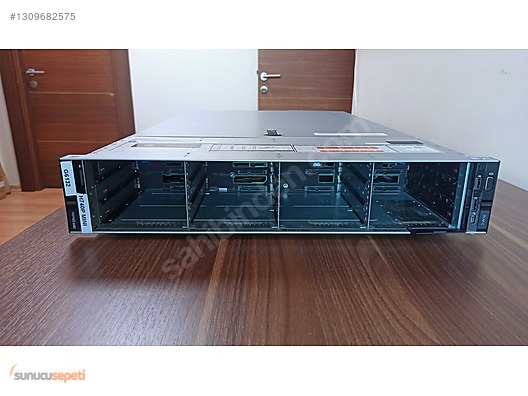 Dell R740xd - 12 LFF - 2x Gold 6248 CPU - 1TB RAM - H740P Mini