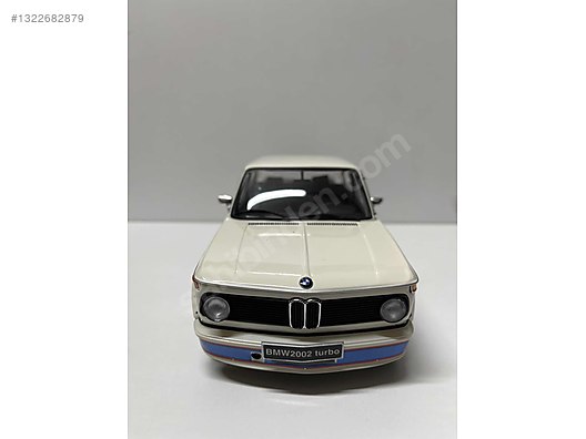 Kyosho Diecast Model 1:18 BMW Araba - 1322682879