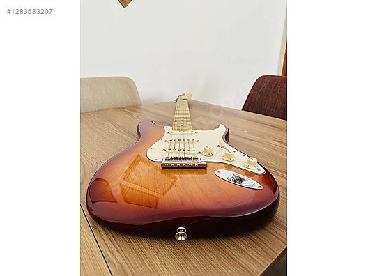 İkinci El ve Sıfır Alışveriş / Müzik / Müzik Aletleri / Telli Çalgılar / Gitar / Elektro