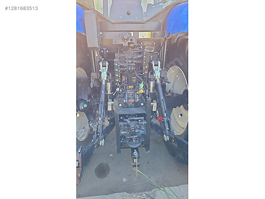 Machinery / Agricultural Machines / Tractors / New Holland / T6.175