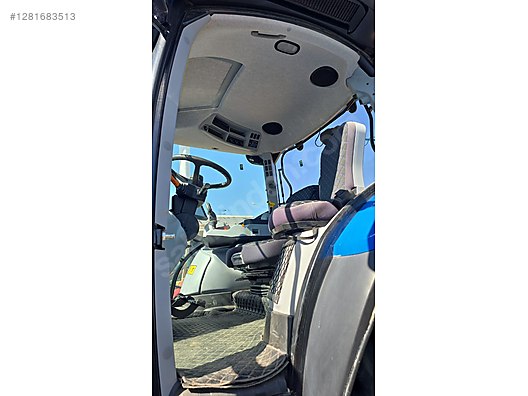 Machinery / Agricultural Machines / Tractors / New Holland / T6.175