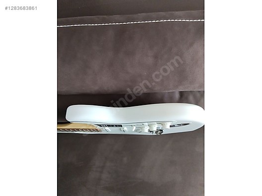 İkinci El ve Sıfır Alışveriş / Müzik / Müzik Aletleri / Telli Çalgılar / Gitar / Elektro