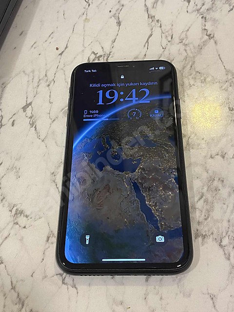 İPHONE XR 64GB