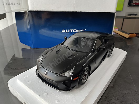Autoart Diecast Model 1:18 Lexus Araba - 1294684168