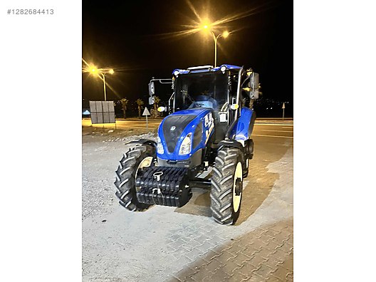 Machinery / Agricultural Machines / Tractors / New Holland / TR5.100