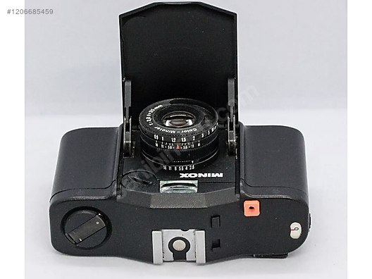 Used & Brand New Items / Cameras & Photographic Equipment / Analogue Film Cameras / Medium Format / SLR (Single Lens Reflex)