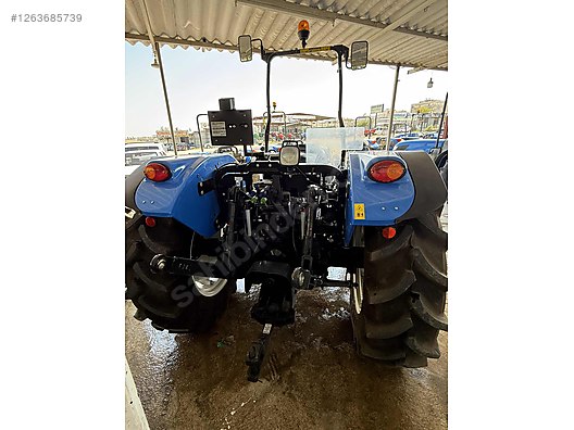 T3.70B 2024 New Holland