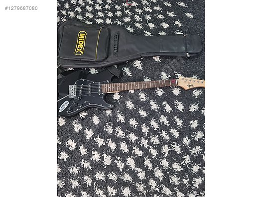 İkinci El ve Sıfır Alışveriş / Müzik / Müzik Aletleri / Telli Çalgılar / Gitar / Elektro