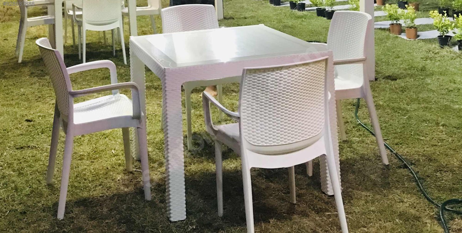 İkinci El Plastik Masa &amp; Sandalye Takımı