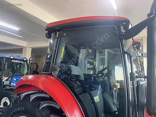 Machinery / Agricultural Machines / Tractors / Case IH / JX70C