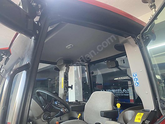 Machinery / Agricultural Machines / Tractors / Case IH / JX70C