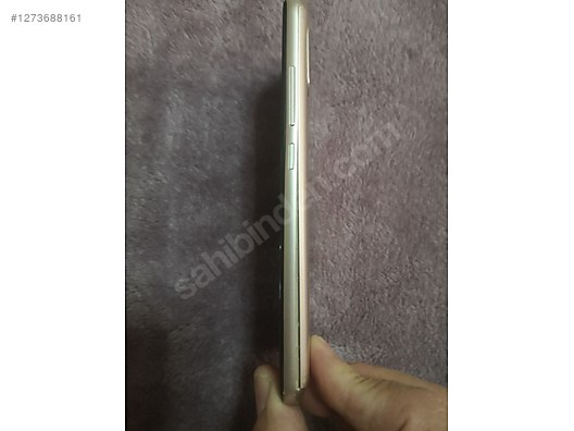 Used & Brand New Items / Cell Phones & Accessories / Cell Phones / Xiaomi / Mi A2 Lite (Redmi 6 Pro)