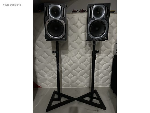Behringer Truth B2031A 8.75in High-Resolution Reference Studio