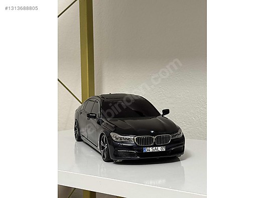 Paragon Diecast Model 1:18 BMW Araba - 1313688805