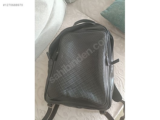 Used & Brand New Items / Clothing & Accessories / Suitcases & Luggage / Single