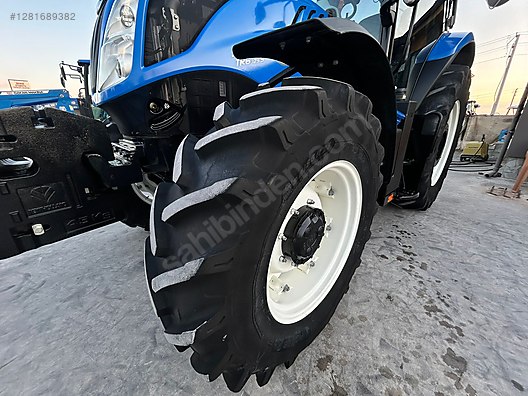 TR6.125S 2023 New Holland