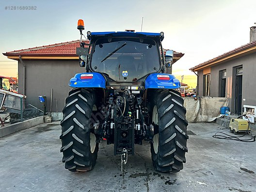 TR6.125S 2023 New Holland