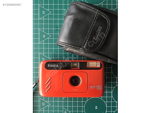 35 mm Film Cameras / Konica / Konica Big Mini Jr BM-20 on