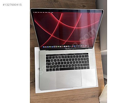 Apple Macbook / AŞIRI TEMİZ MACBOOK PRO TOUCHBAR +i7HQ +AMD RADEON