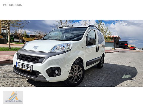 AKADEMİ AUTO DAN 2023 EKOPREMİO 38500 KM DE HATASIZ...