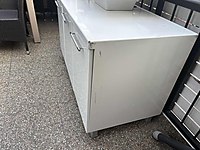 Banyo dolabı ve lavabo #1258690818