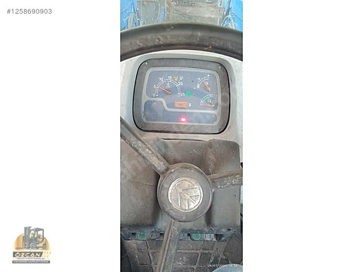 Machinery / Agricultural Machines / Tractors / New Holland / T4.65