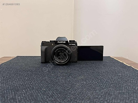 Digital Camera Fujifilm Xt200 Review Fujifilm Xt200 Photos
