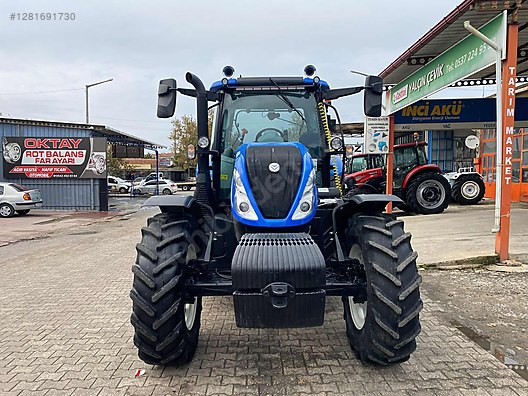 TR6.135S 2023 New Holland