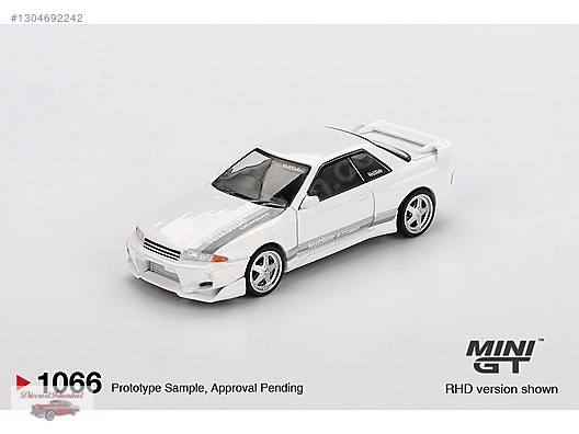 Mini GT Diecast Model 1:64 Nissan Araba - 1304692242