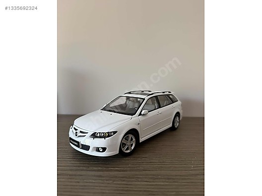 Sunstar Diecast Model 1:18 Mazda Araba - 1335692324
